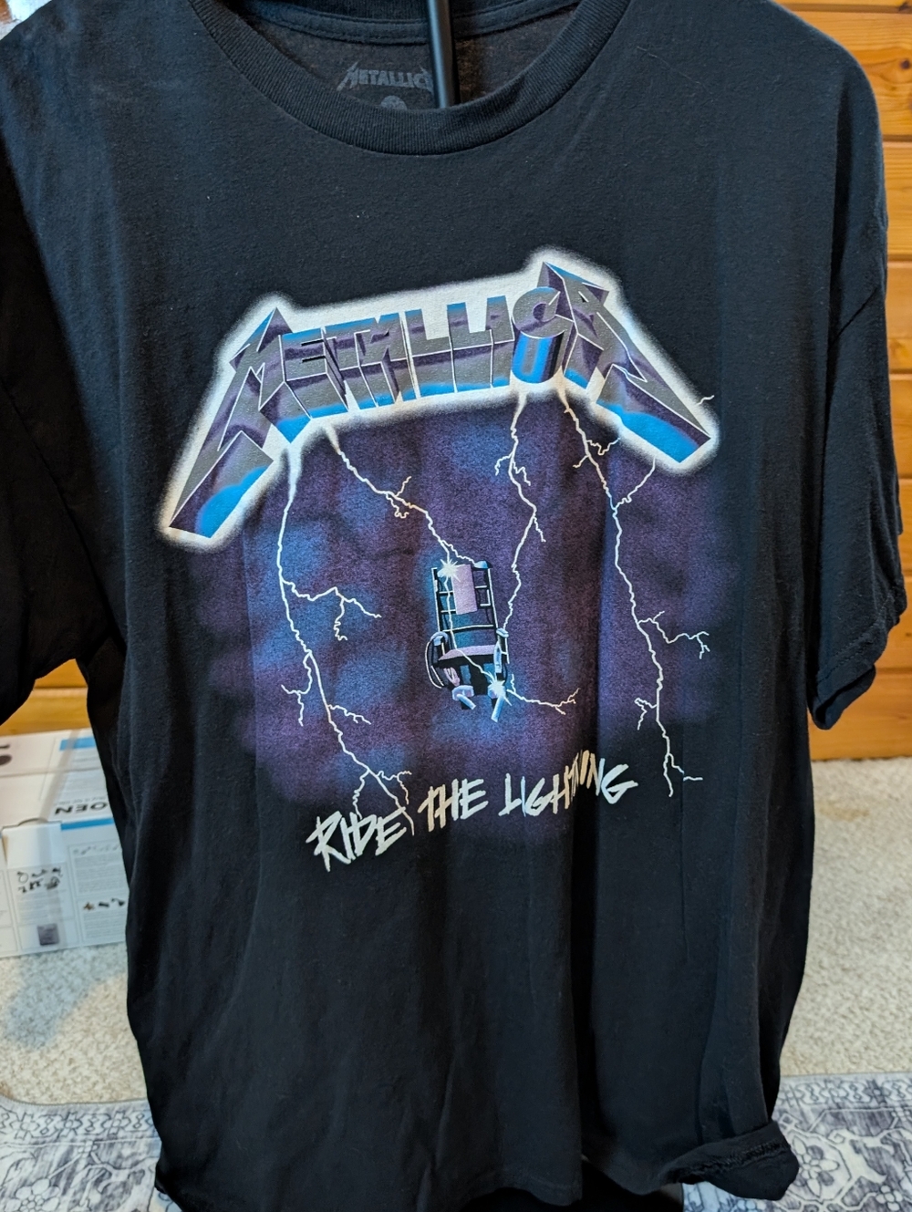 Metallica "Ride the Lightning" Graphic Tee - Black with Purple & Blue